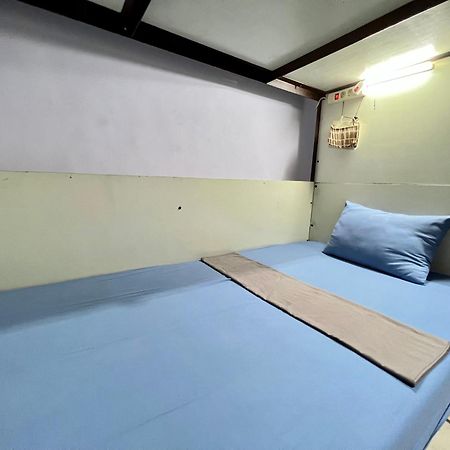 Mador Malang Dorm Hostel Екстериор снимка