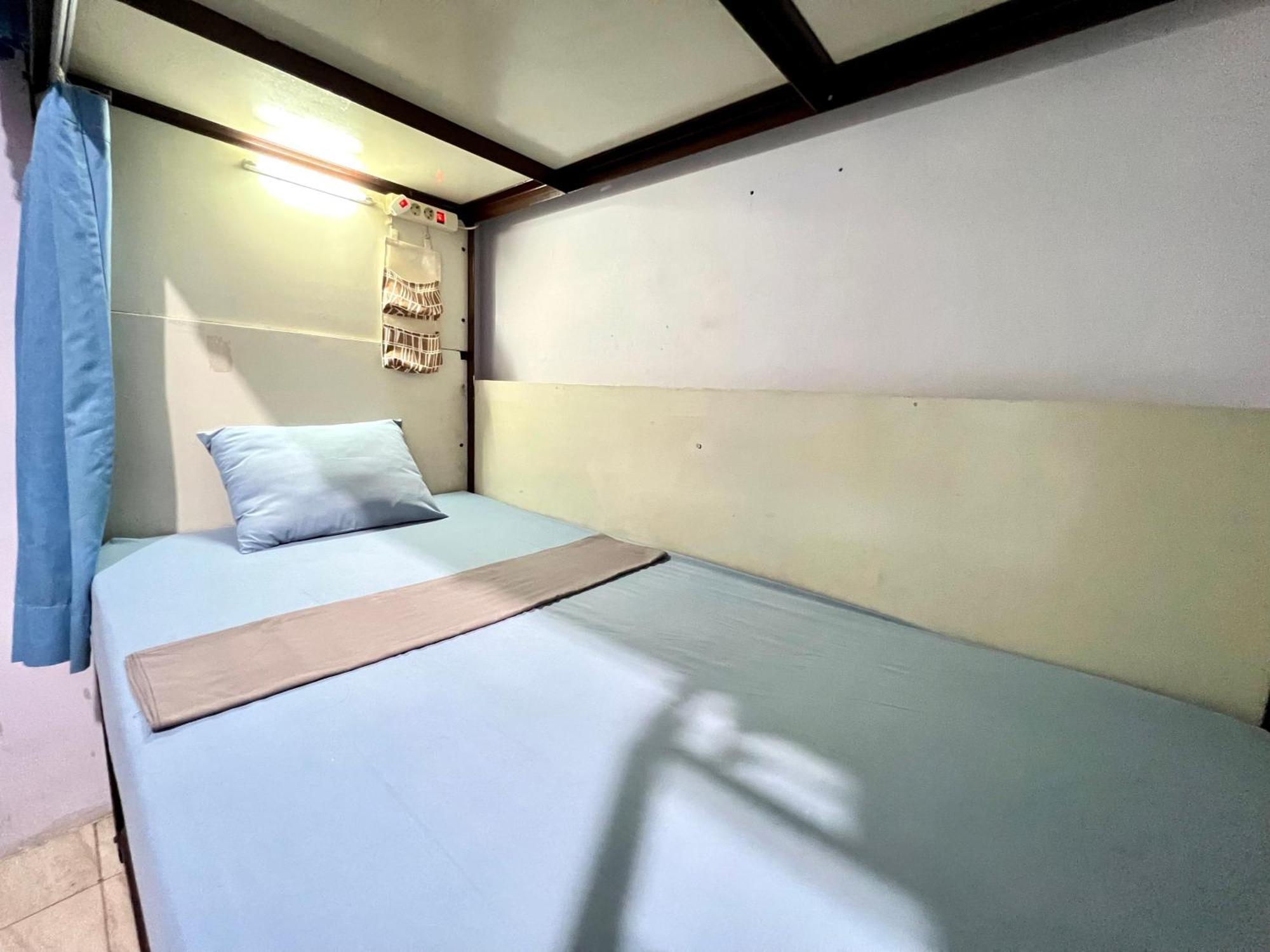 Mador Malang Dorm Hostel Екстериор снимка