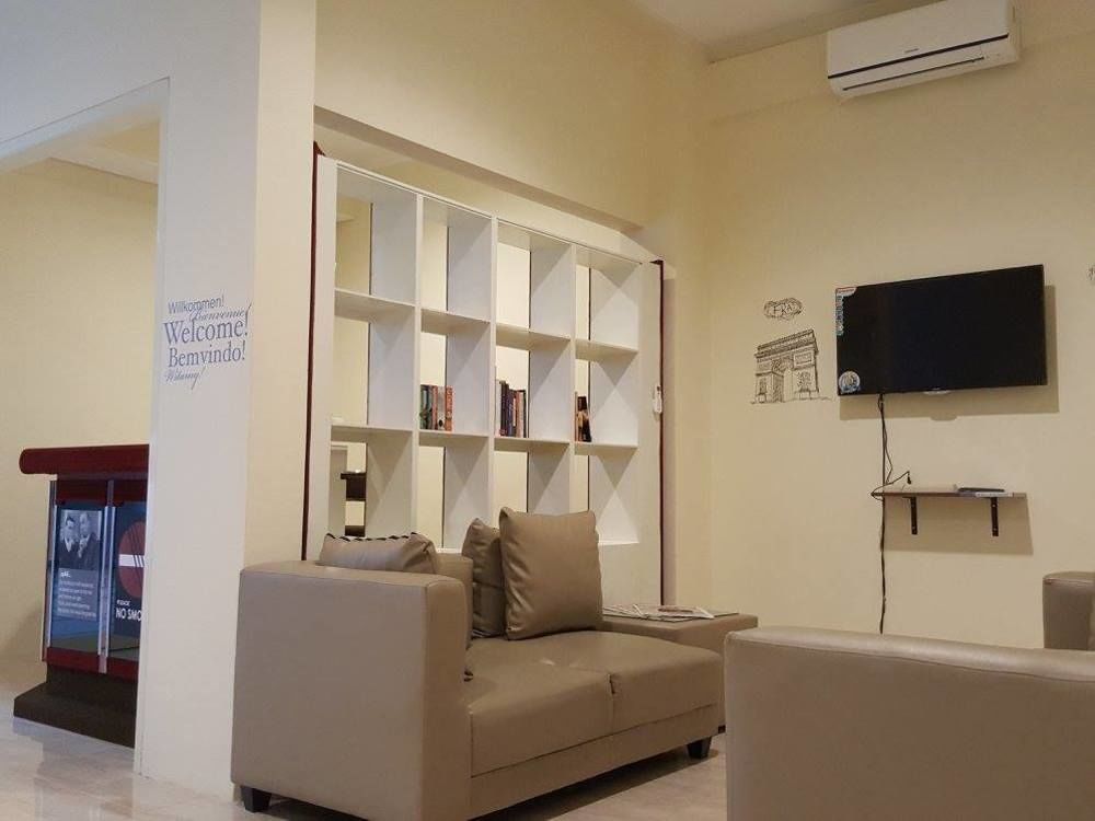 Mador Malang Dorm Hostel Екстериор снимка