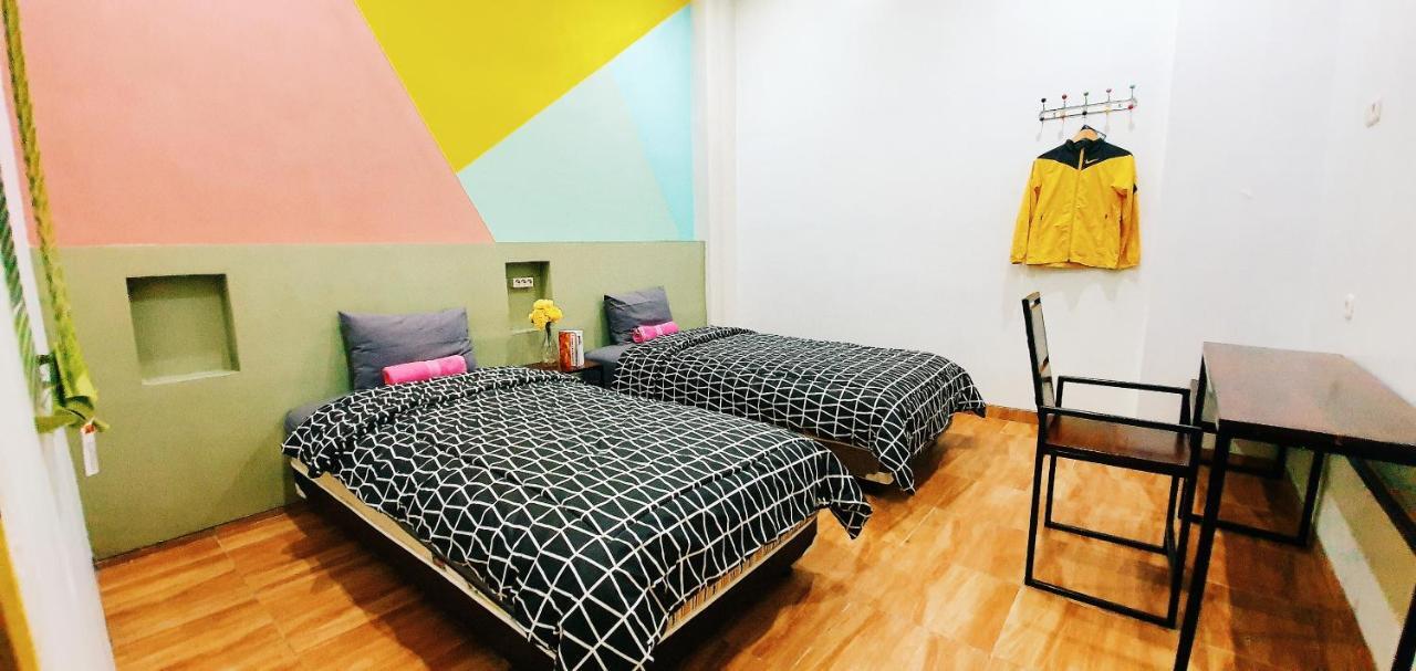 Mador Malang Dorm Hostel Екстериор снимка