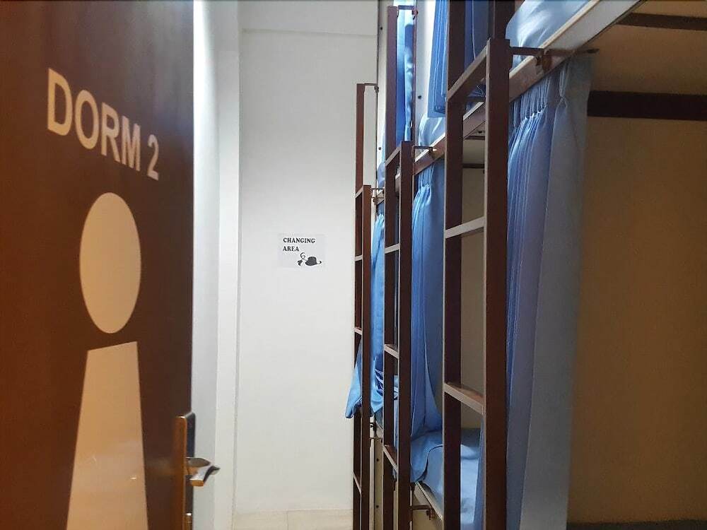 Mador Malang Dorm Hostel Екстериор снимка